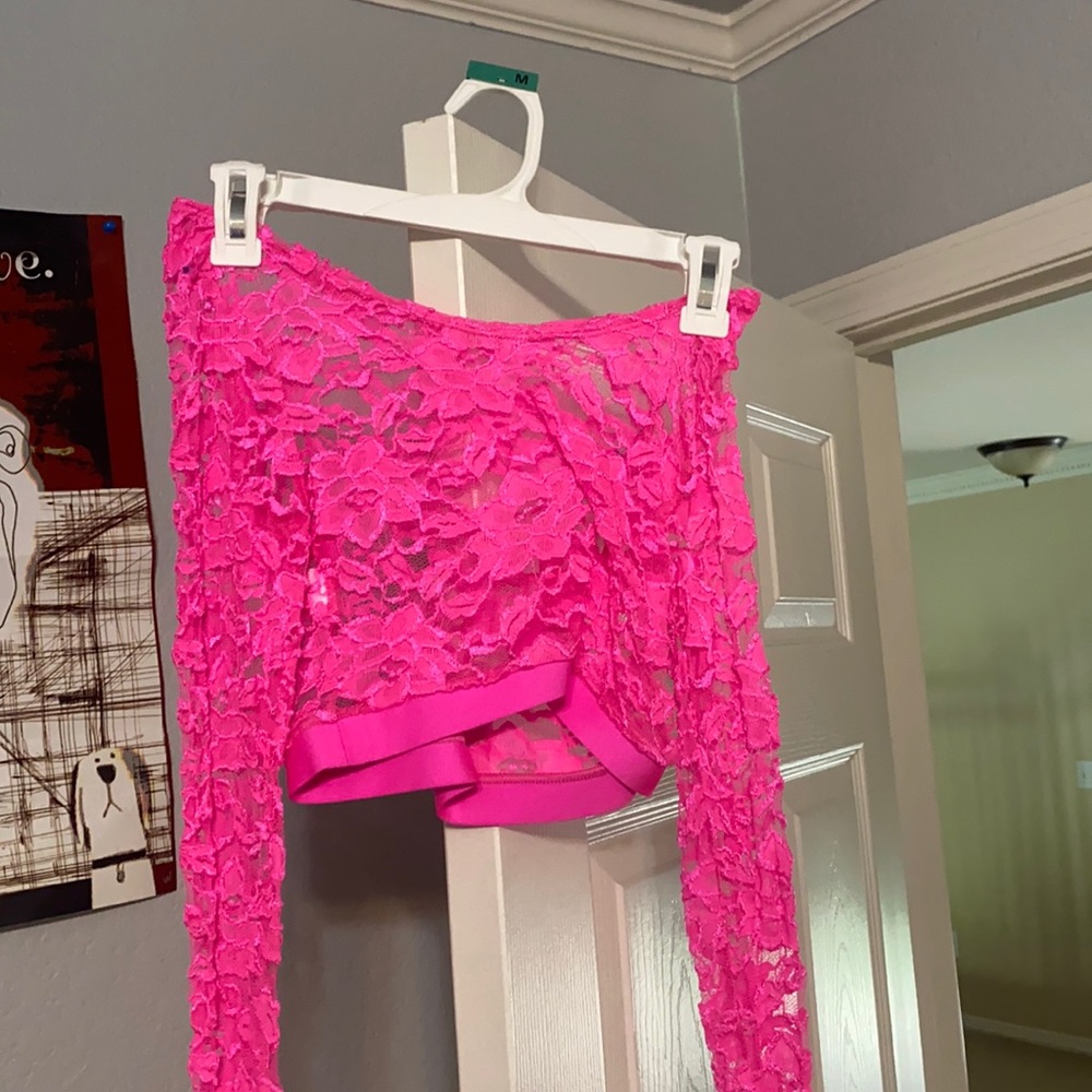 super cute crop top or over shirt